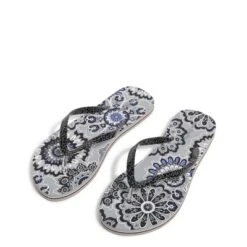Vera Bradley Women's Flip Flops -Fashion Bag Store GUEST 6f6f03ac b9d6 437d 8a01 fa22022d85e4
