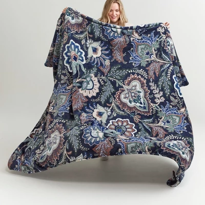 Vera Bradley Women's Fleece Plush Throw Blanket King 4 Vera Bradley Women's Fleece Plush Throw Blanket King - Image 3