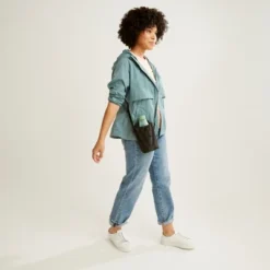 Vera Bradley Women's Deluxe Water Bottle Crossbody Bag -Fashion Bag Store GUEST b49361b3 639f 4023 9f33 a61e98c8ea92