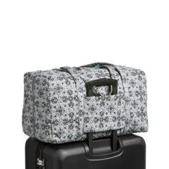 Vera Bradley Women's Cotton Lay Flat Travel Duffel -Fashion Bag Store GUEST ea628889 95a5 48be b2f3 c20596449fda