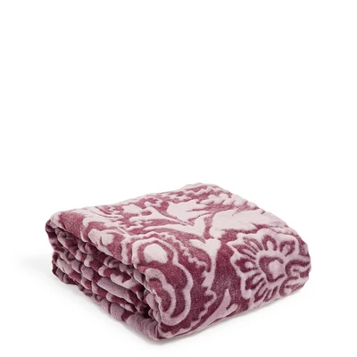 Vera Bradley Women's Fleece Textured Throw Blanket 6 Vera Bradley Women's Fleece Textured Throw Blanket - Image 4